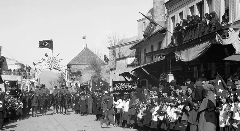 9 EYLÜL 1922: İzmir’in Kurtuluşu