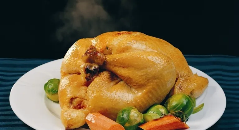 Türkiye'de kişi başı tavuk tüketimi 25 kilogram geçecek