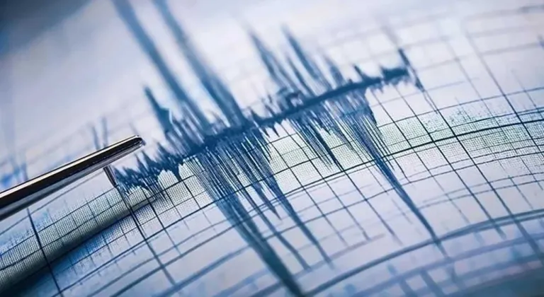 Akdeniz'de korkutan deprem