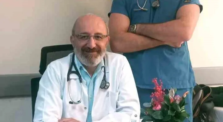 Bursa'da baba oğul aynı hastanede görev yapıyor