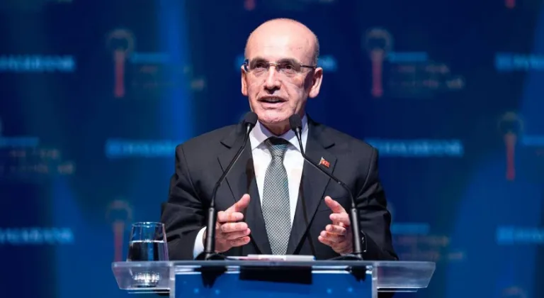 Bakan Şimşek: "Piyasanın enflasyon beklentileri geriliyor"