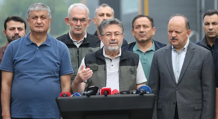 Bakan Yumaklı: 3 yangın büyük ölçüde kontrol altında