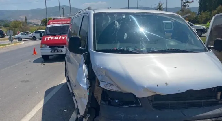 Balıkesir'de trafik kazası: 6 yaralı