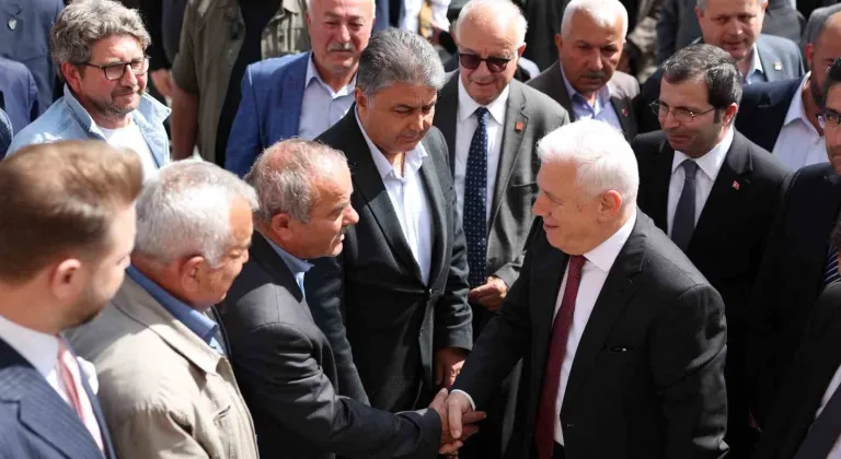 Orhaneli’de samimi buluşma: Bozbey’den birlik mesajı