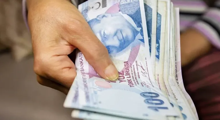 Bayram ikramiyeleri ne zaman yatırılacak? Uzman isim tarih verdi