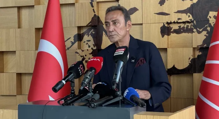 Berhan Şimşek: "Bu partiyi mahkeme koridorlarına, pavyon masalarına biz mi düşürdük"
