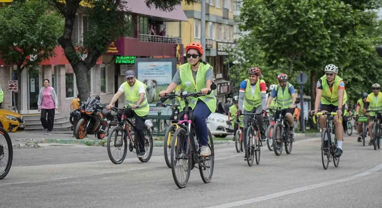 Bisikletliler, farkındalık için pedal çevirdi