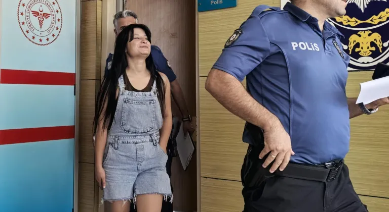 Bursa'da genç kızlar arasında bıçaklı kavga: 1 yaralı