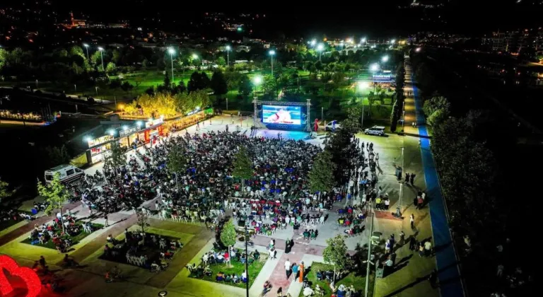 Bursa'da kalpler 12 Dev Adam için attı