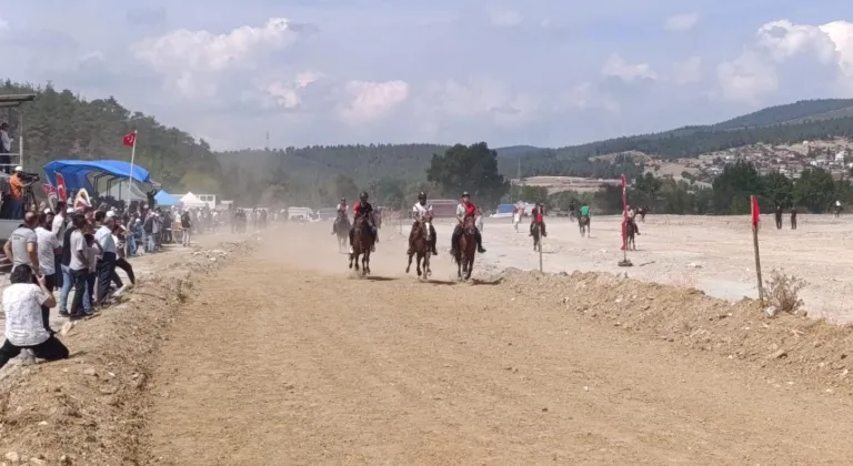 Bursa'da rahvan at yarışları düzenlendi