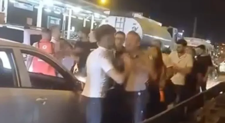 Bursa'da yol verme kavgası: 2 kişi gözaltına alındı