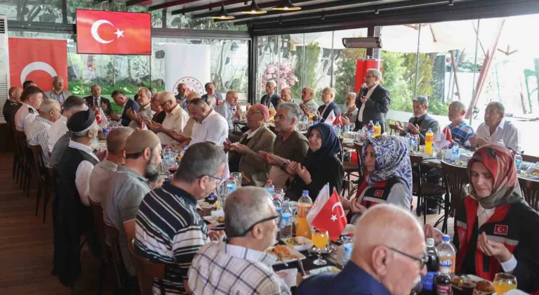 Bursa Valisi Erol Ayyıldız, şehit babaları ve gazi babalarla bir araya geldi