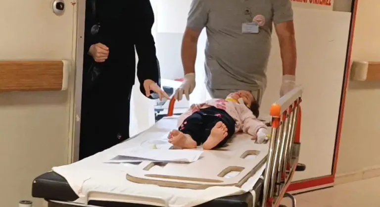 Bursa’da balkondan düşen 2 yaşındaki çocuk yaralandı