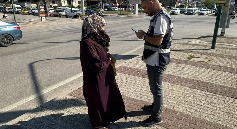 Bursa’da dilenci operasyonu! Kavşaklarda uygulama yapıldı