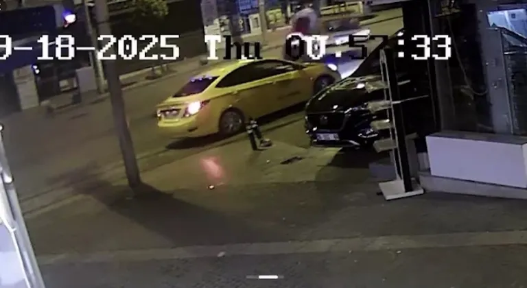 Bursa'da drift yapan araç ile motosiklet çarpıştı!