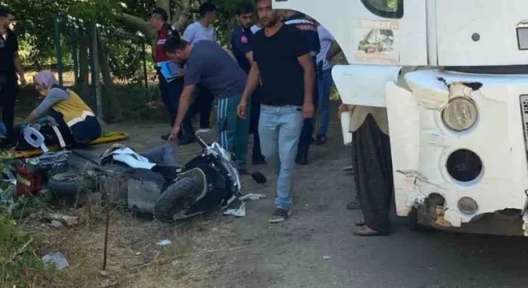 Bursa’da kamyon ile çarpışan motosiklettekilerden biri hayatını kaybetti