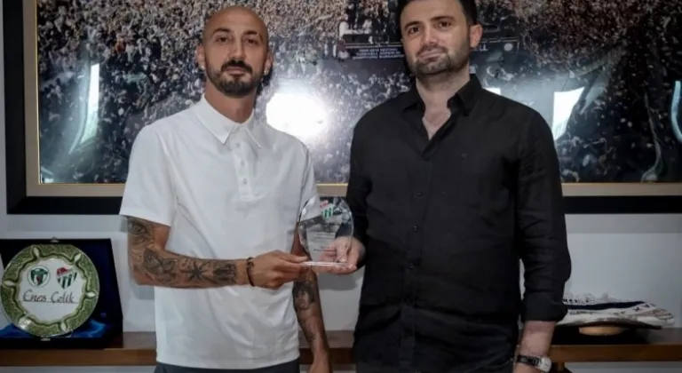 Bursaspor'da veda zamanı! O isim ile yollar ayrıldı