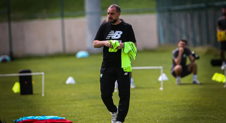 Bursaspor teknik direktörü Adem Çağlayan: “Seriye devam etmek istiyoruz”