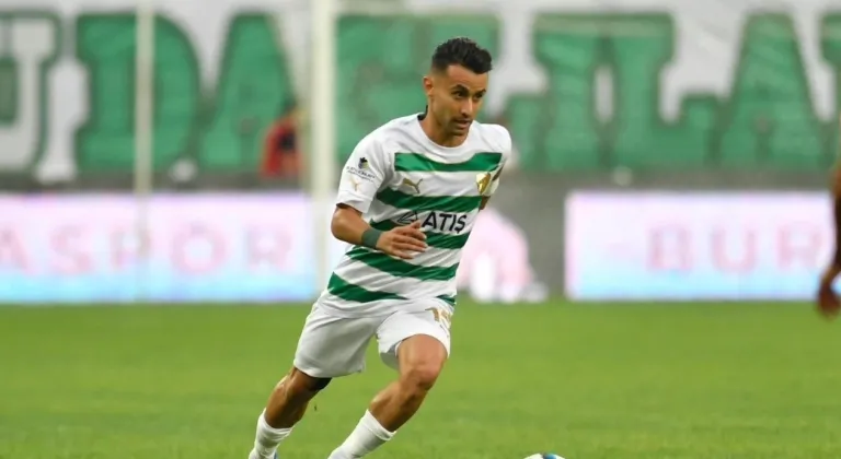 Bursaspor, Yiğitali Bayrak’a veda etti