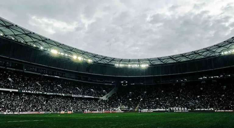 Bursaspor'da son 8.250 adet kombine kaldı