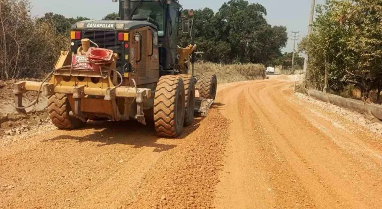 Büyükşehir’le kırsal kesimde yol kalitesi artıyor