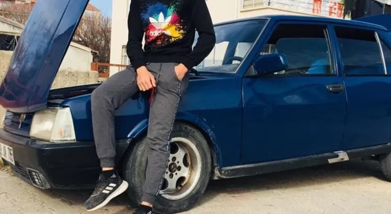 Cebindeki bıçak canından etti