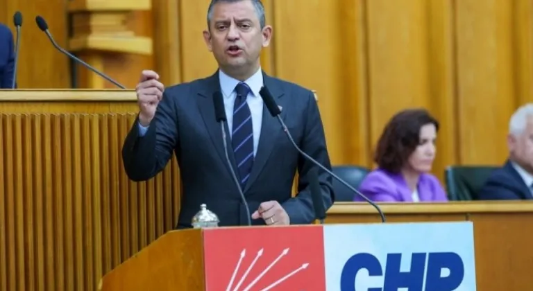 CHP lideri Özgür Özel'den Milli Eğitim Bakanı'na sert sözler!