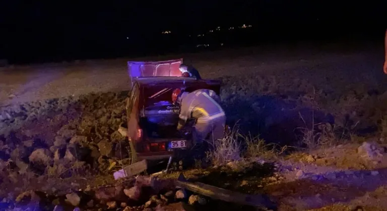 Damadının aracıyla kaçan adam tarlaya uçtu