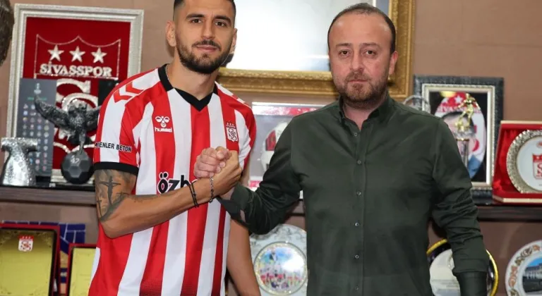 Daniel Avramovski Sivasspor’da