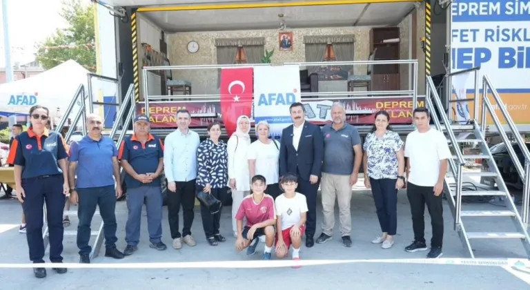 Deprem Simülasyon Tırı'na Yenişehirlilerden yoğun ilgi