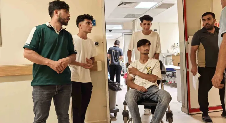 Düğünde kurusıkı tabancayla ateş edilmesi sonucu 17 yaşındaki çocuk yaralandı