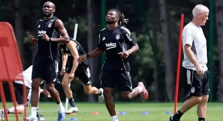 El Bilal Toure ilk idmanına çıktı