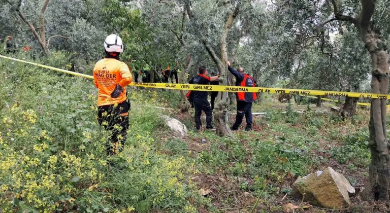 Bursa'da emekli öğretmen ölü bulundu