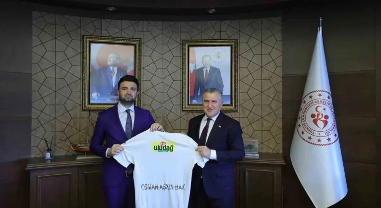 Enes Çelik’ten Gençlik ve Spor Bakanı’na teşekkür ziyareti