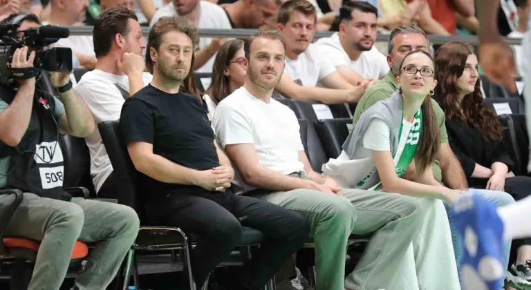 Ertuğrul Ersoy’dan Bursaspor Yörsan’a tribün desteği