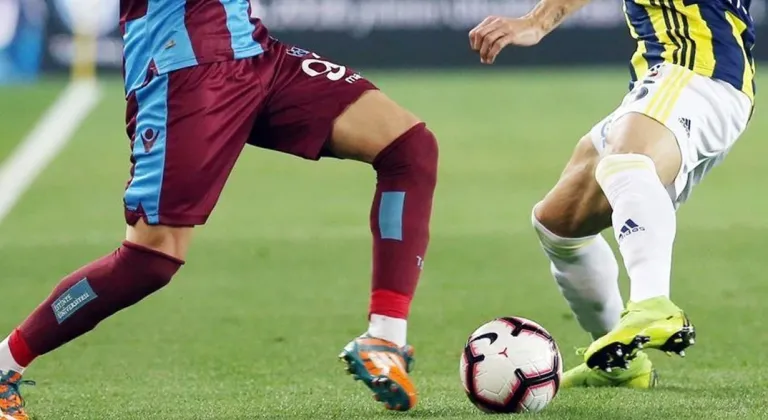 Fenerbahçe-Trabzonspor maçının saati değişti
