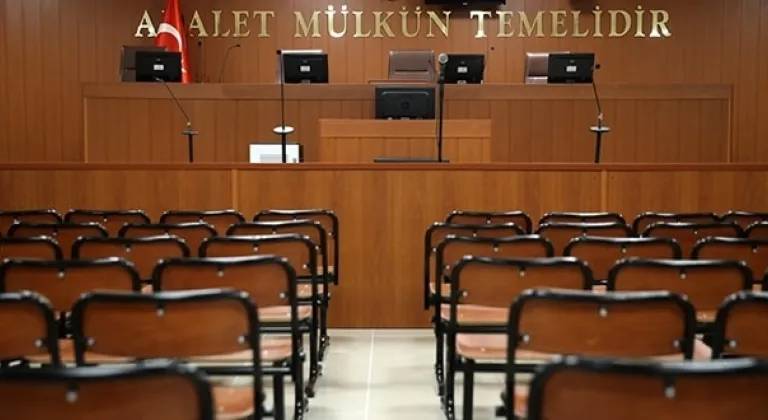 Firari hükümlü tutuklandığını duyunca mahkeme salonunda bayıldı