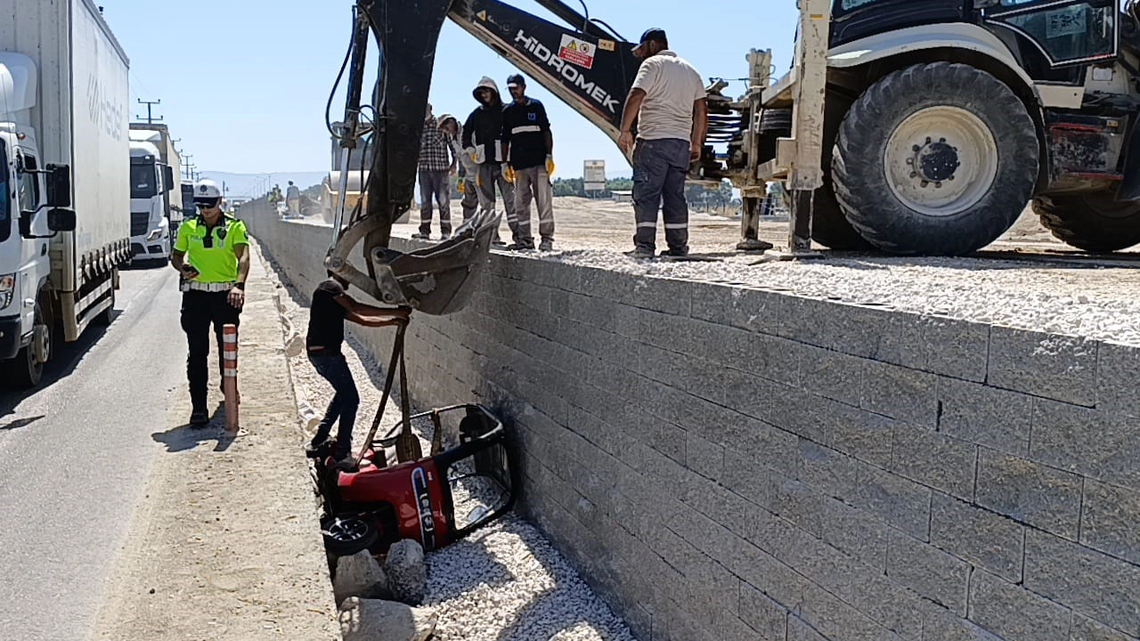 Bursa'da ilginç kaza! 2'si çocuk 4 kişi yaralandı