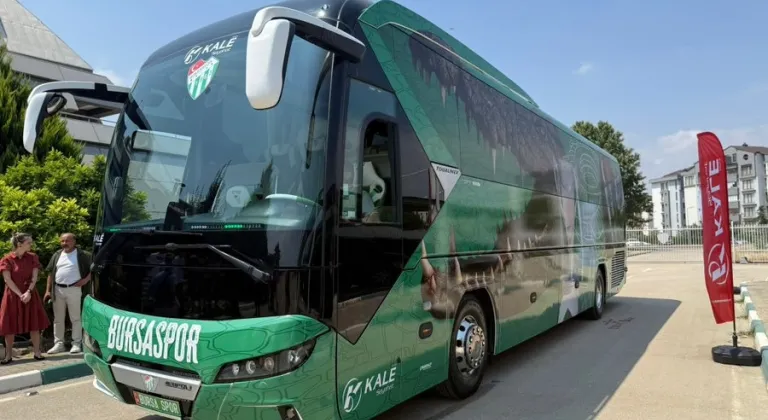 İşte Bursaspor'un 3 yıl boyunca kullanacağı yeni otobüsü
