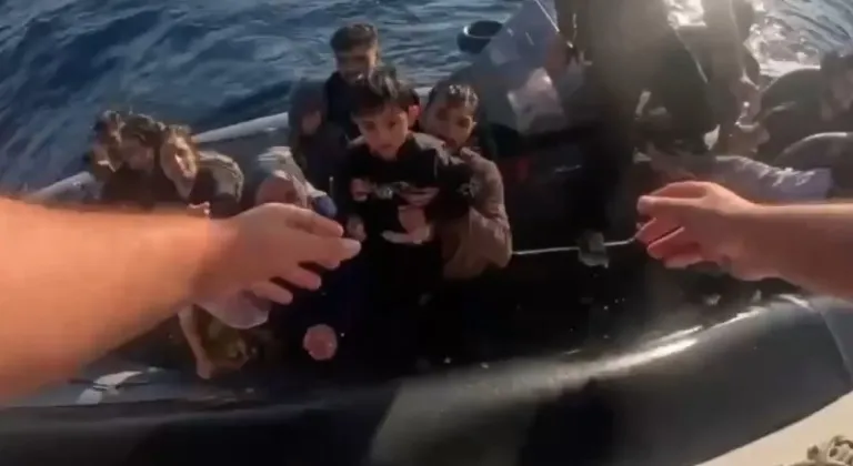 İzmir'de faciaya ramak kala: 36 göçmen hayata tutundu