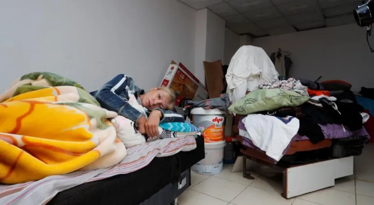 Kiracısı hayatını kabusa çevirdi: 4 yıldır bodrumda yaşıyor