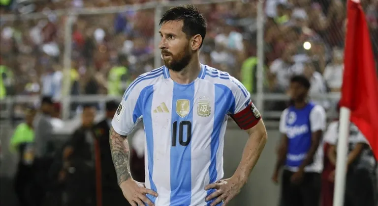 Lionel Messi gollerine devam ediyor!