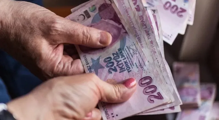 Memur ve memur emeklisine ilk zam teklifi belli oldu