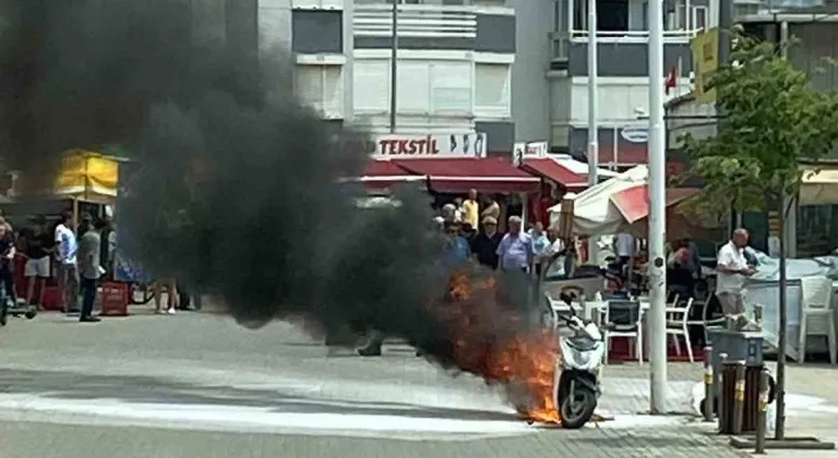 Bursa'da motosiklet alev alev yandı