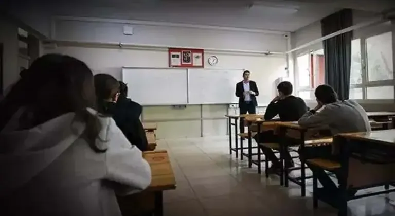 Öğretmenlerin iller arası isteğe bağlı yer değiştirme sonuçları yayımlandı