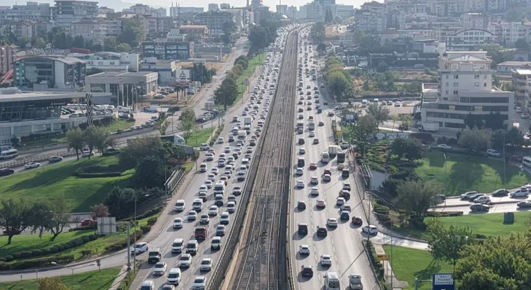 Okullar açıldı, Bursa trafiğinde yoğunluk yaşandı