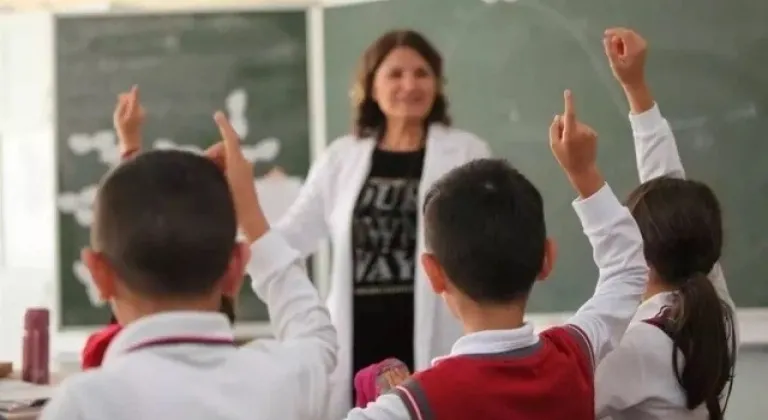 Okullarda forma zorunluluğu geri geliyor!