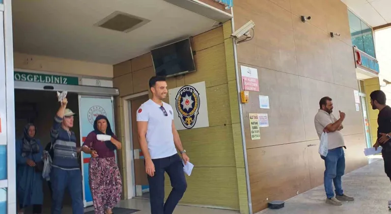 Parmaklarını salça makinesine kaptırdı