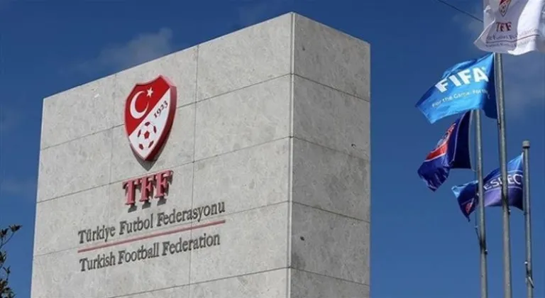 PFDK Karşıyaka’yı affetmedi! Çirkin tezahürat ve saha olaylarından ceza yağdı