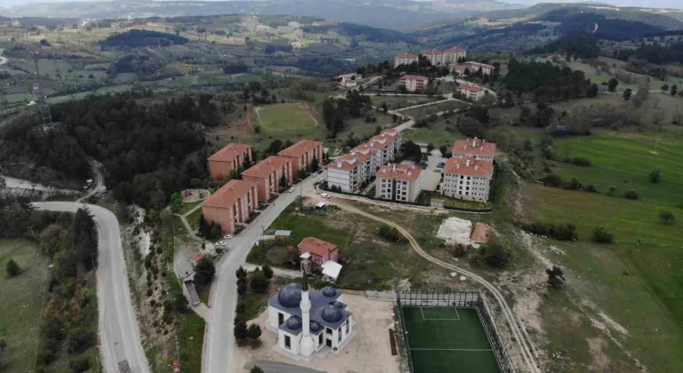 Site sakinlerine "yavru ayı" uyarısı